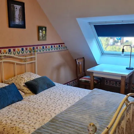 Les Hauts De Saturnin Bed & Breakfast 3*